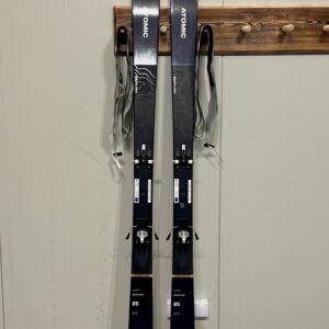 #08 - Skitoury - NARTY ATOMIC BACKLAND 172 CM